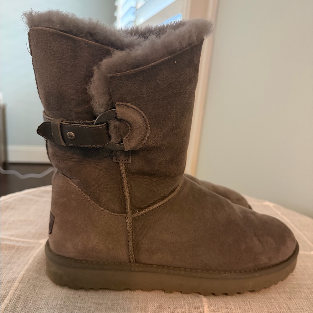 UGG Nash Buckle Grey Boots Size 9